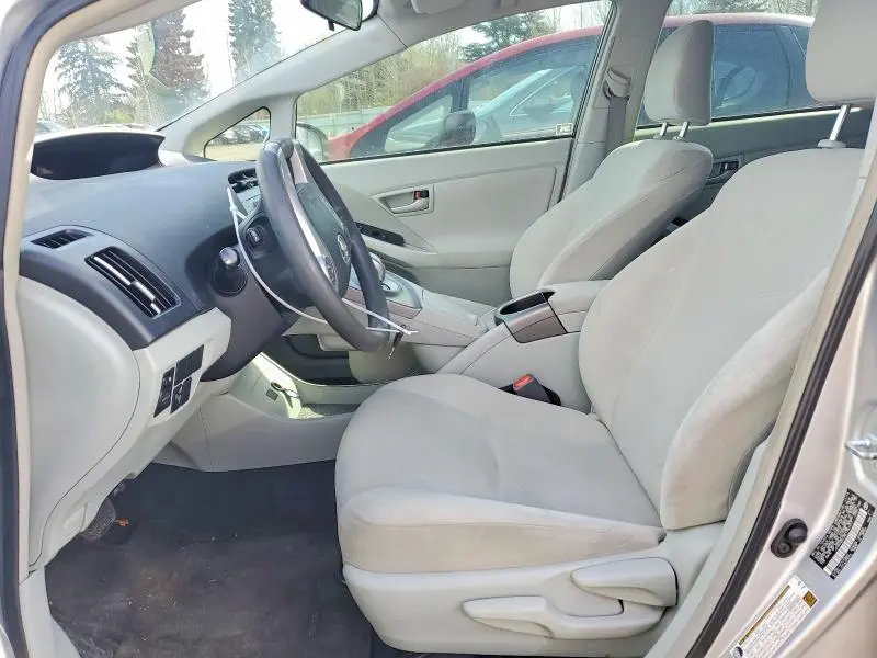 2014 TOYOTA PRIUS THREE  