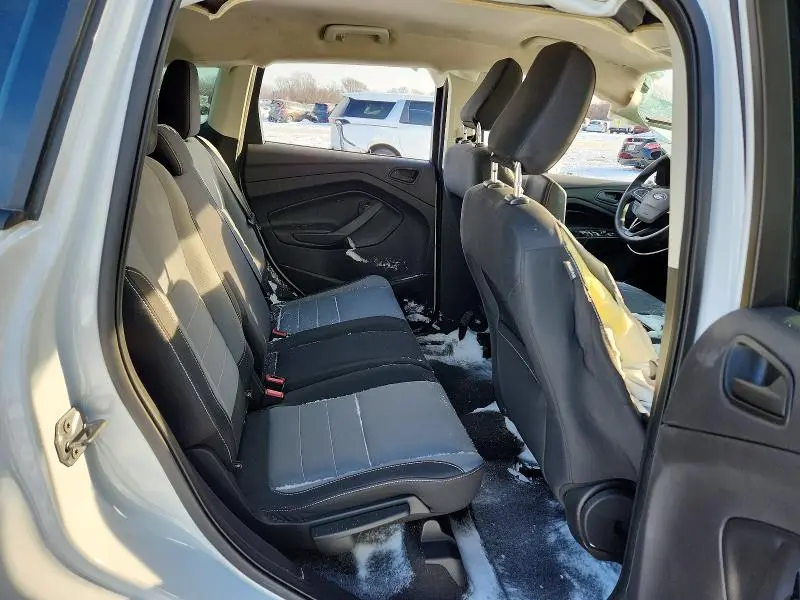 2019 FORD ESCAPE S  