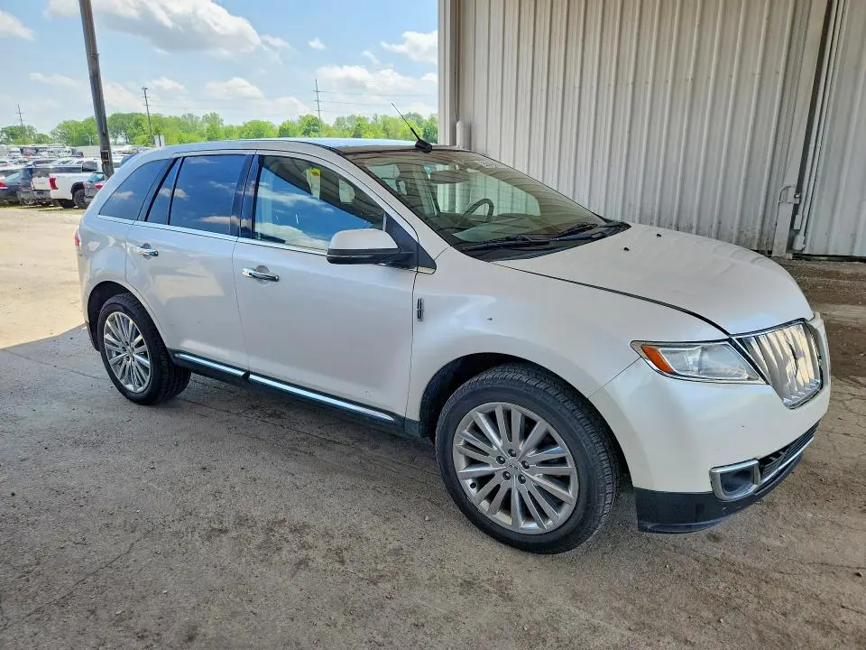 2013 LINCOLN MKX   
