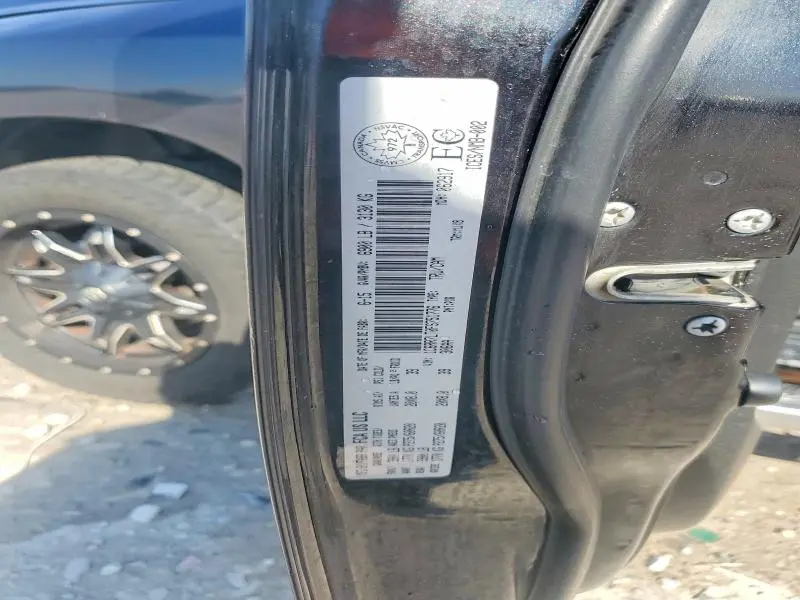 2015 RAM 1500 SLT  