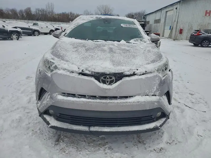 2018 TOYOTA C-HR XLE  