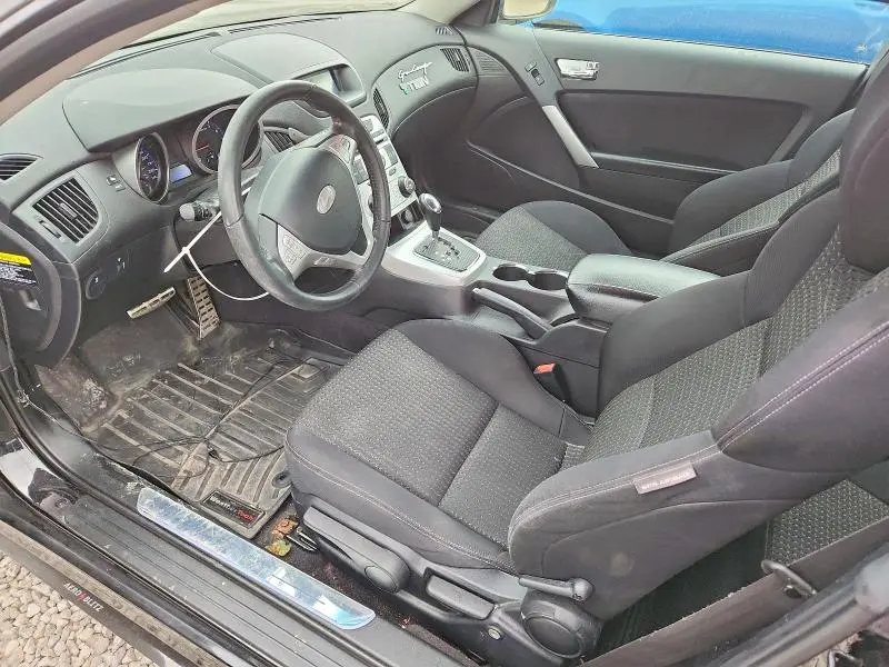 2010 HYUNDAI GENESIS   