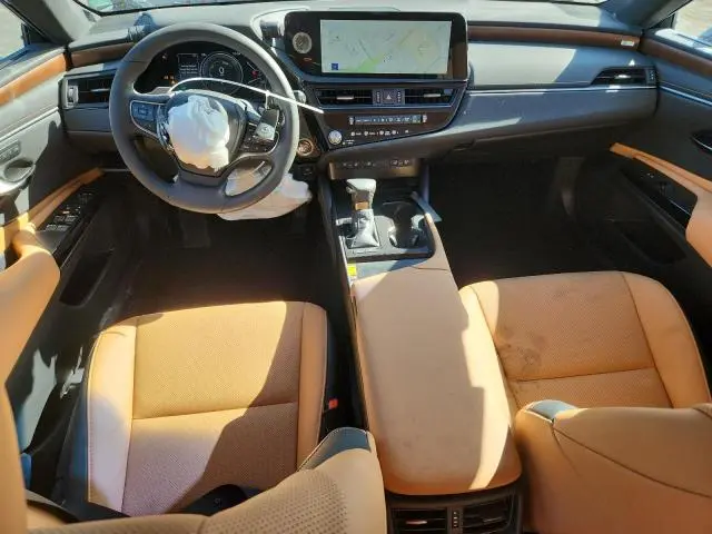 2025 LEXUS ES 300H BASE  