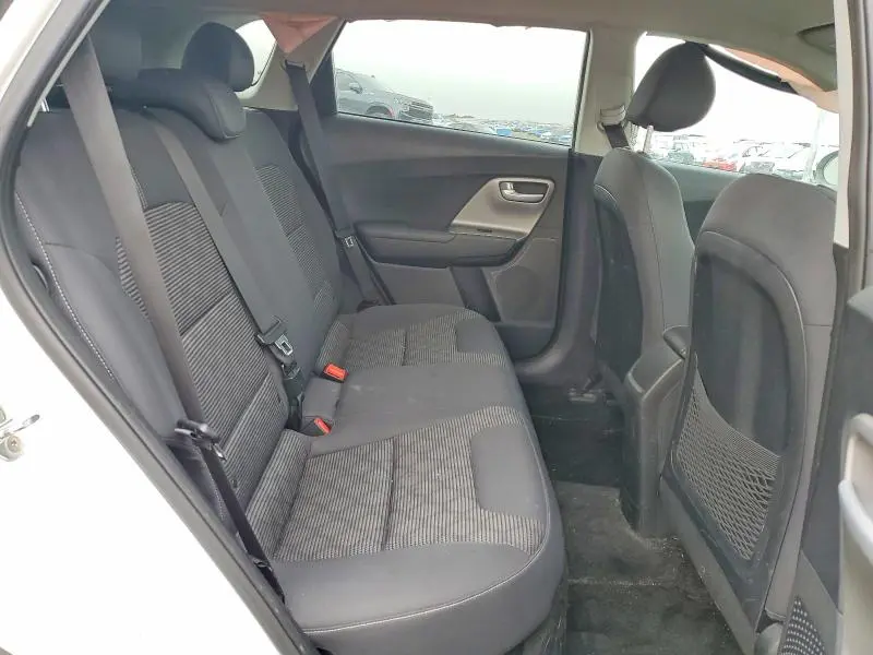 2020 KIA NIRO LX  