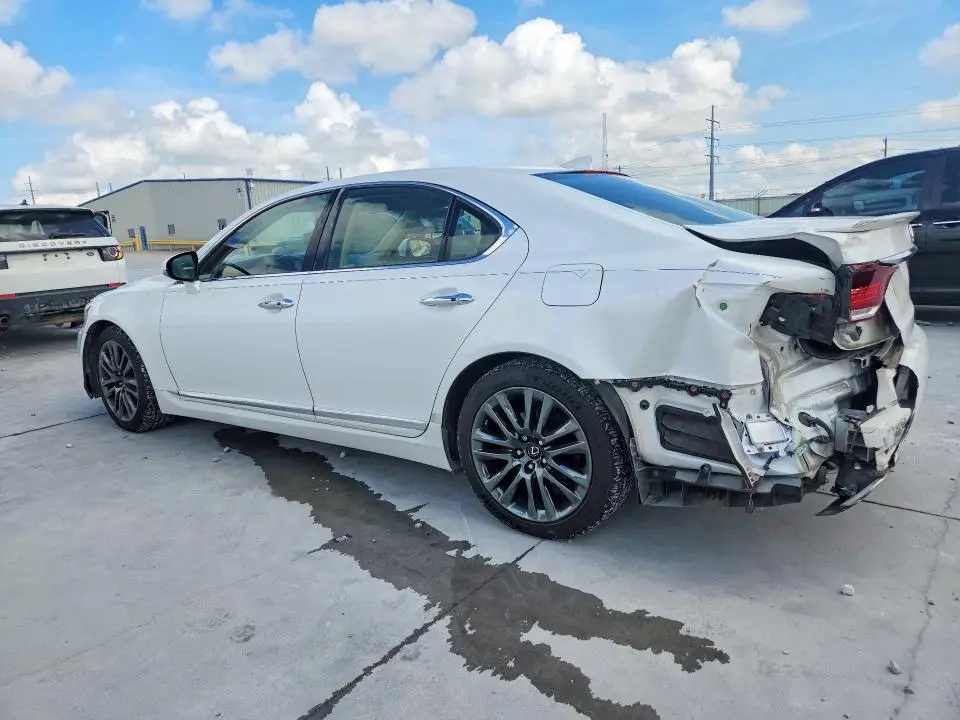 2015 LEXUS LS 460  