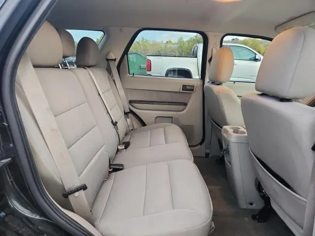 2011 FORD ESCAPE XLT  