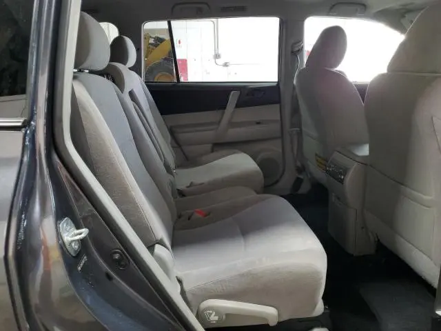 2013 TOYOTA HIGHLANDER BASE  