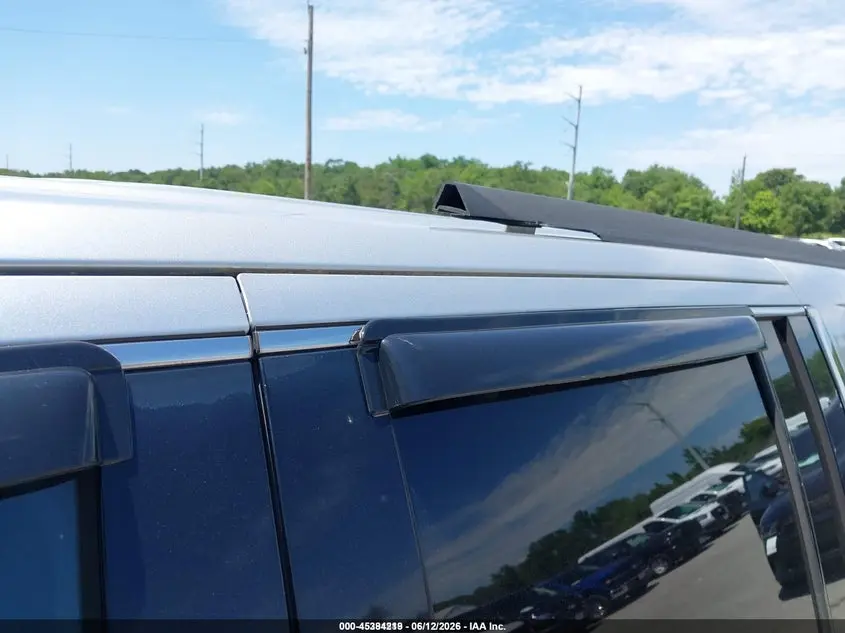 2019 CHEVROLET SUBURBAN LS