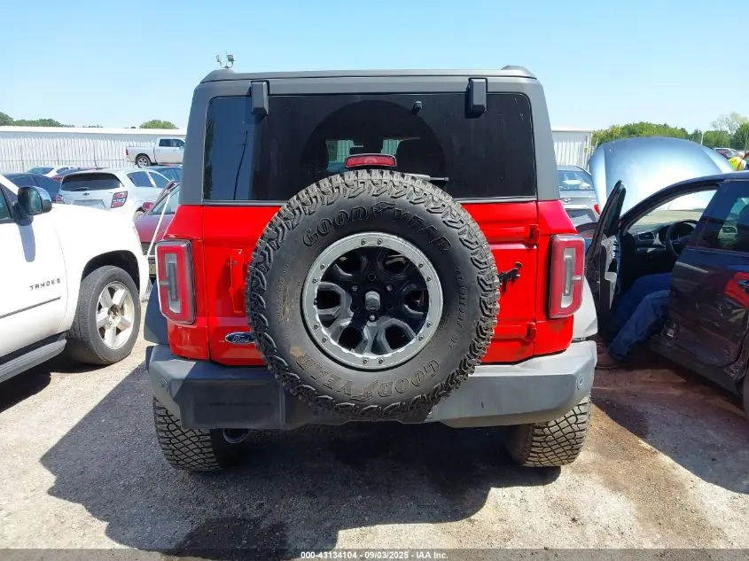 2022 FORD BRONCO OUTER BANKS