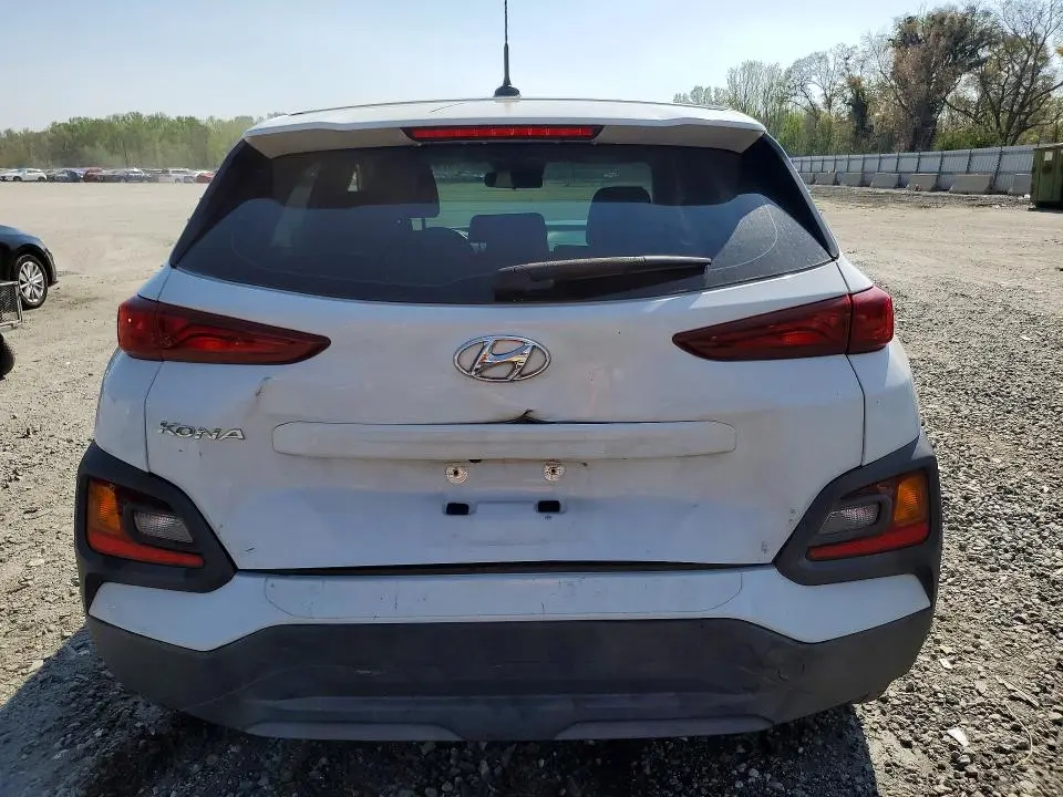 2019 HYUNDAI KONA SE  