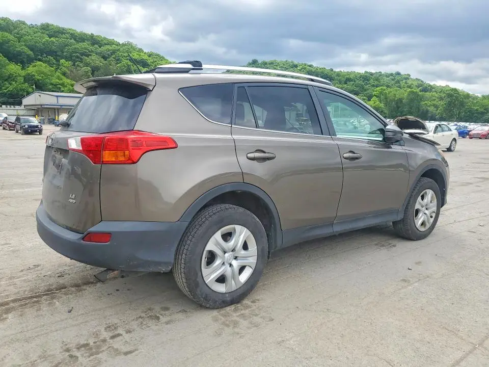 2015 TOYOTA RAV4 LE  