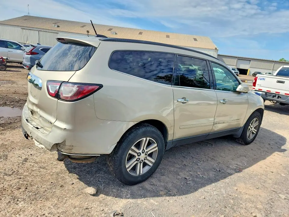 2016 CHEVROLET TRAVERSE LT  