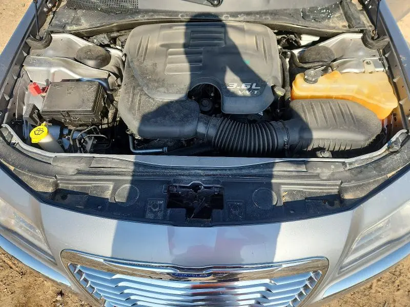 2013 CHRYSLER 300C   