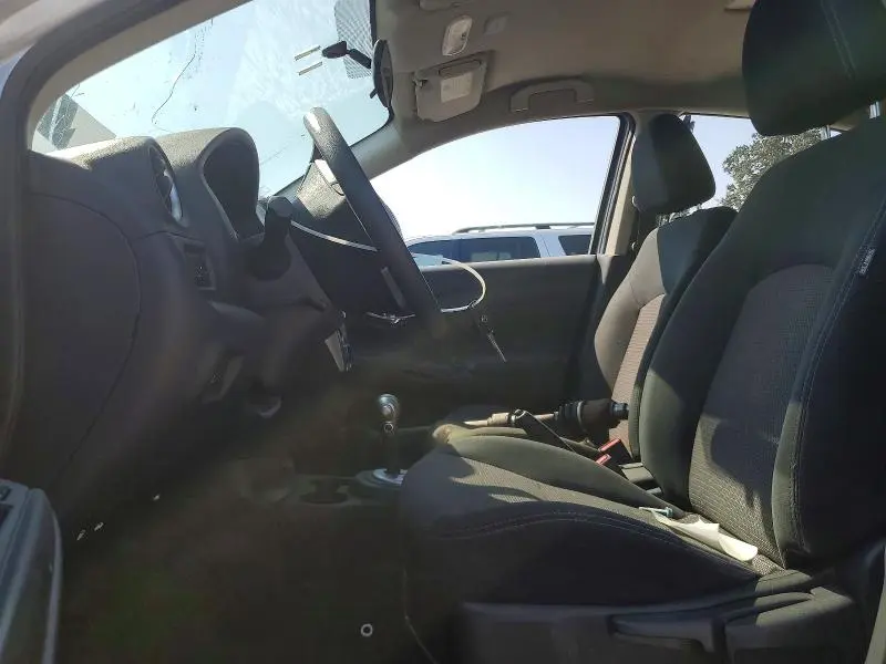 2019 NISSAN VERSA SV  