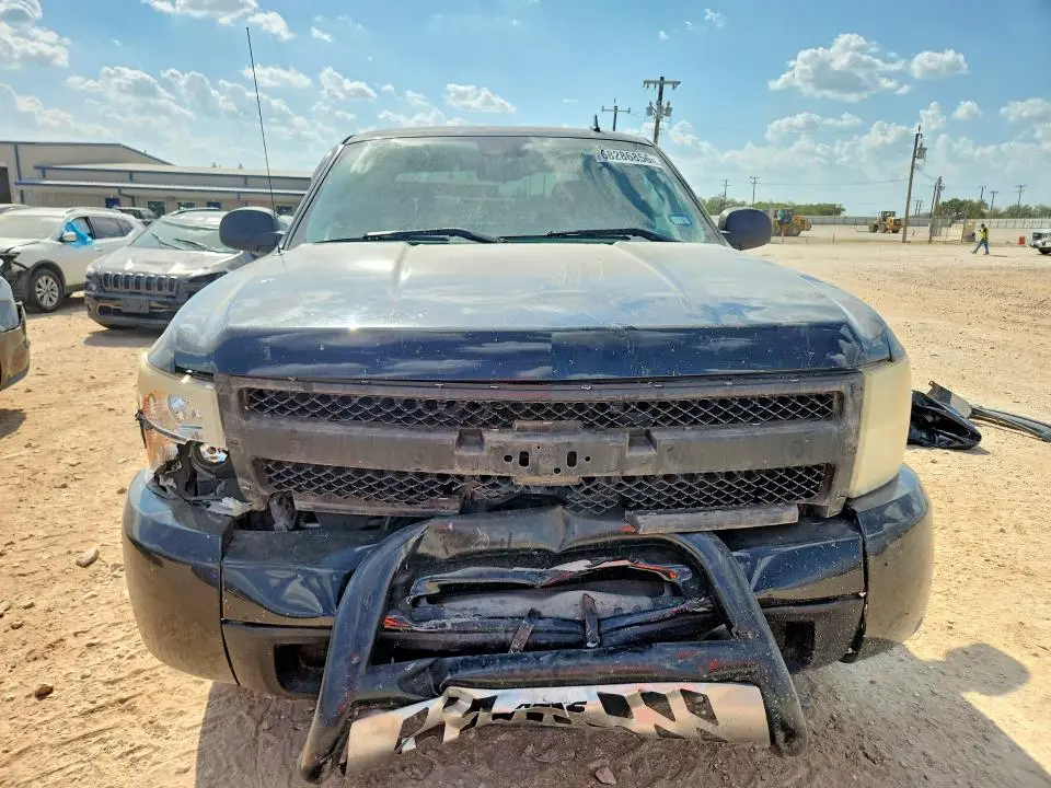 2011 CHEVROLET SILVERADO C1500 LS  