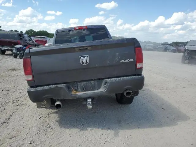 2014 RAM 1500 ST  