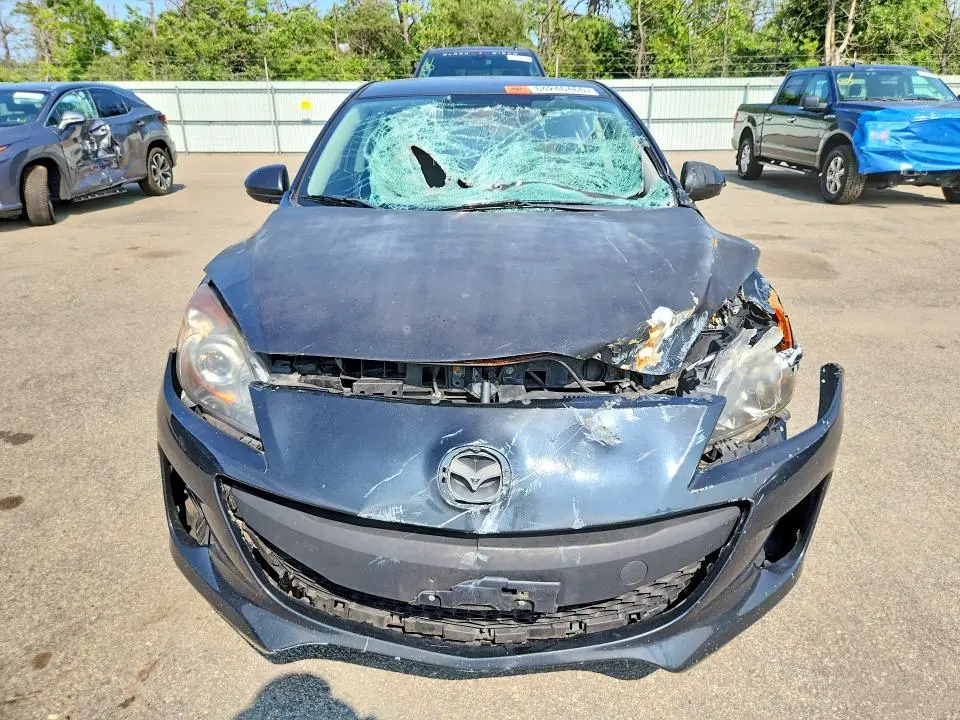 2013 MAZDA 3 I  
