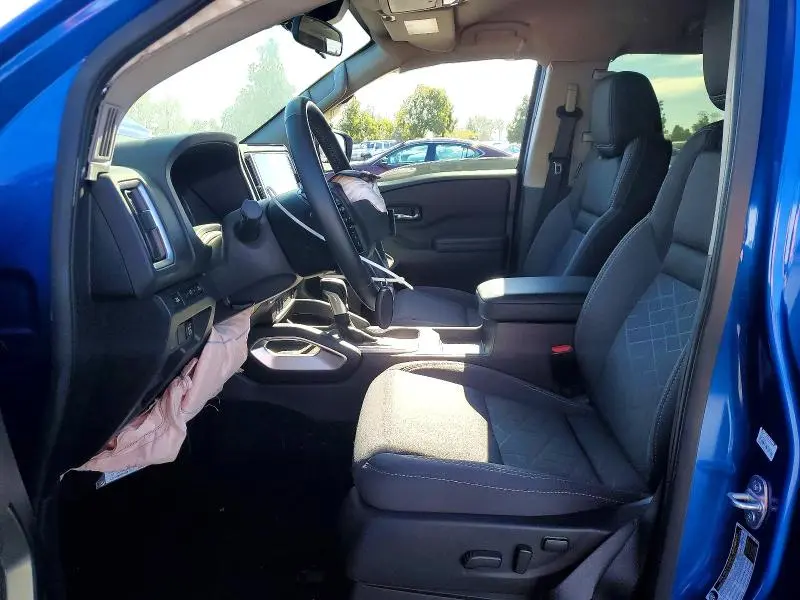 2025 NISSAN FRONTIER SV  