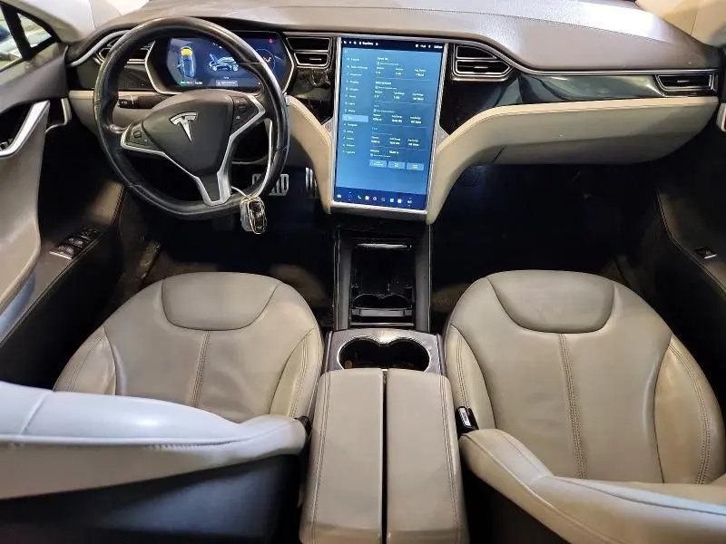 2015 TESLA MODEL S 85D  