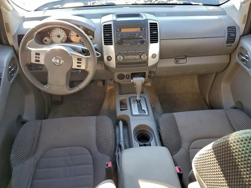 2012 NISSAN FRONTIER S  