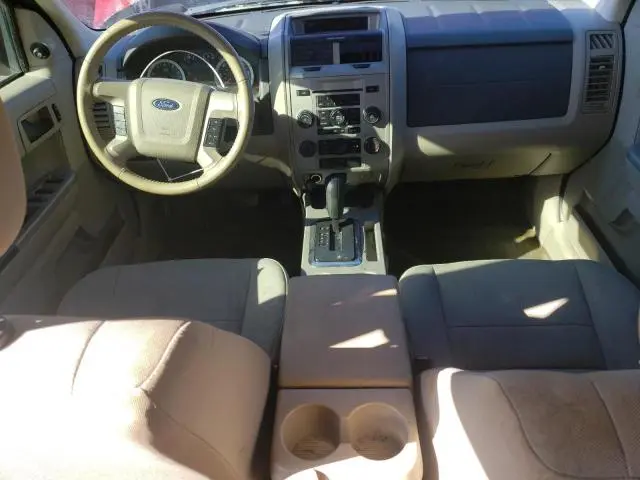 2010 FORD ESCAPE XLT  