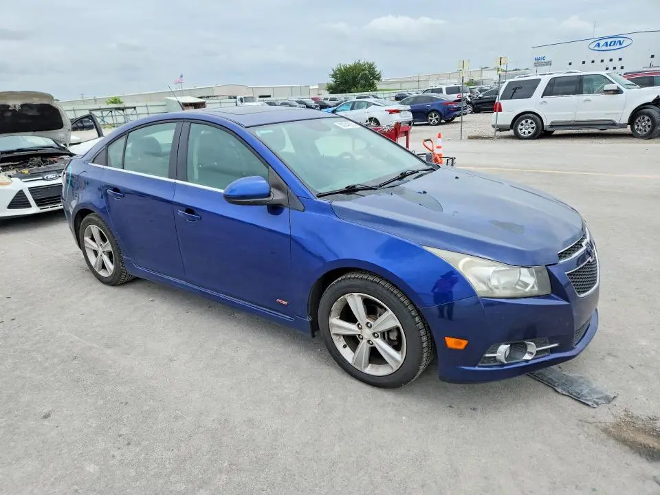 2012 CHEVROLET CRUZE LT  