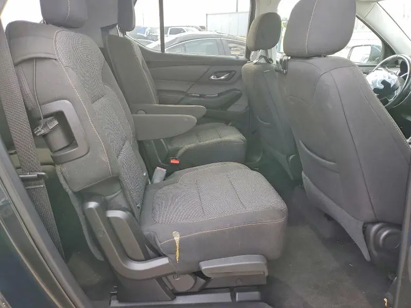 2018 CHEVROLET TRAVERSE LT  