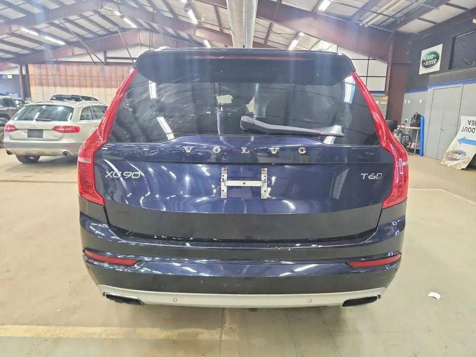 2016 VOLVO XC90 T6  