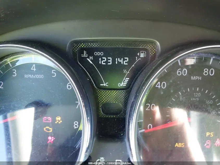 2019 NISSAN VERSA 1.6 SV