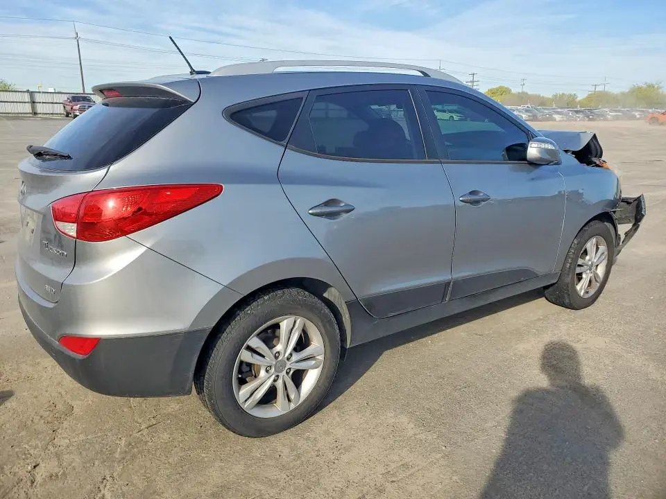 2013 HYUNDAI TUCSON GLS  