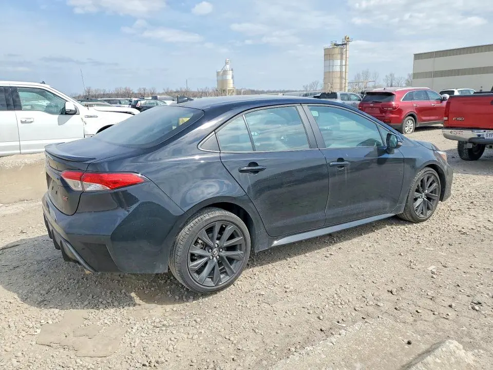 2024 TOYOTA COROLLA SE  