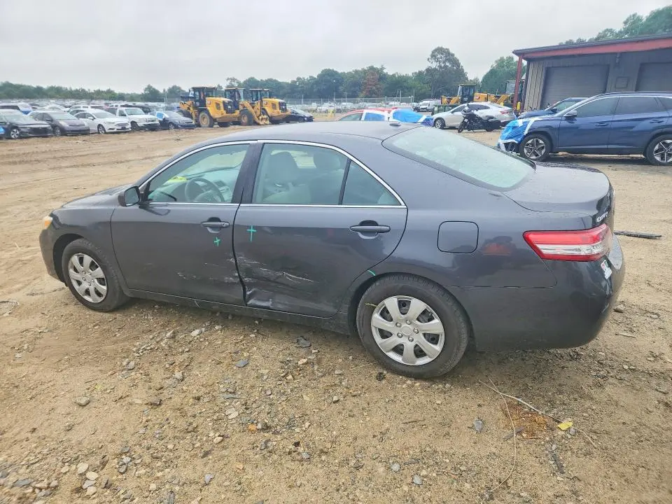 2011 TOYOTA CAMRY LE  