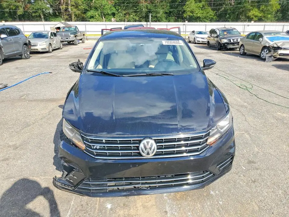 2017 VOLKSWAGEN PASSAT R-LINE  
