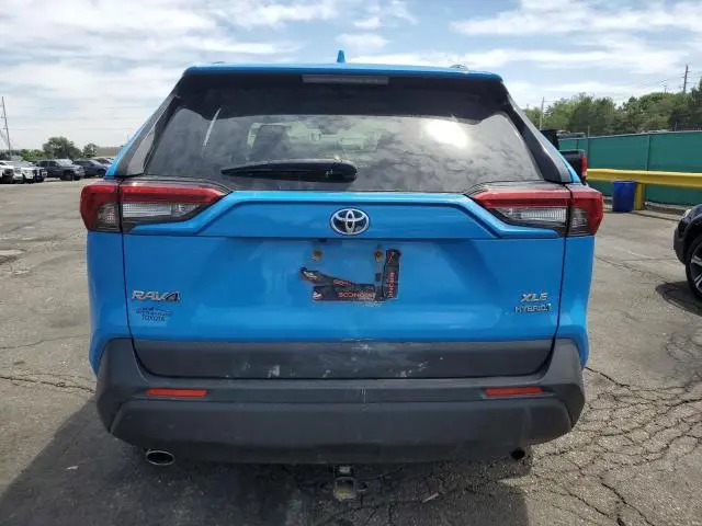 2019 TOYOTA RAV4 XLE  
