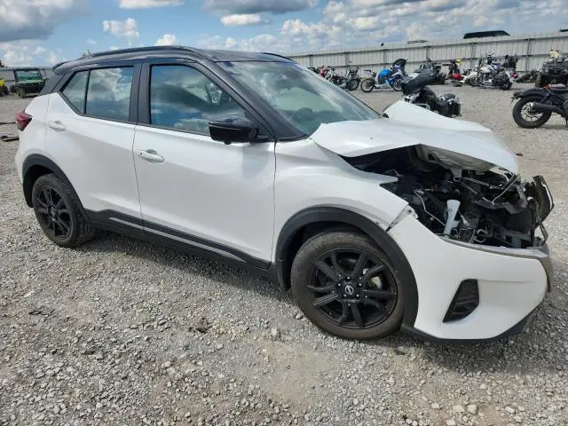 2023 NISSAN KICKS SR  