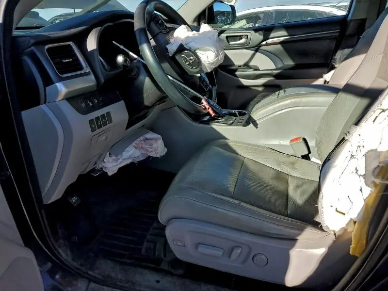 2016 TOYOTA HIGHLANDER HYBRID LIMITED  