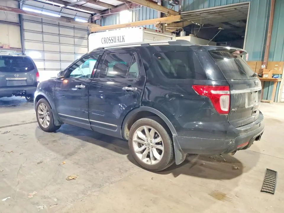 2011 FORD EXPLORER XLT  