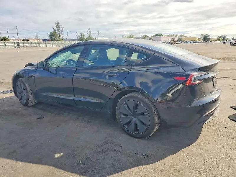 2025 TESLA MODEL 3   