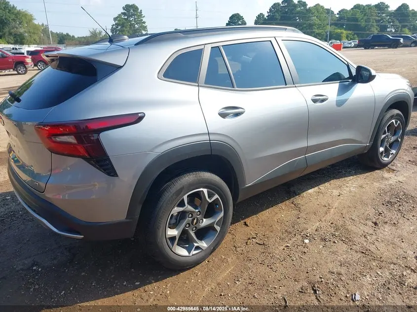 2024 CHEVROLET TRAX FWD LT