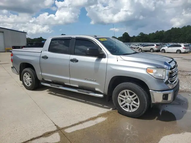2016 TOYOTA TUNDRA CREWMAX SR5  