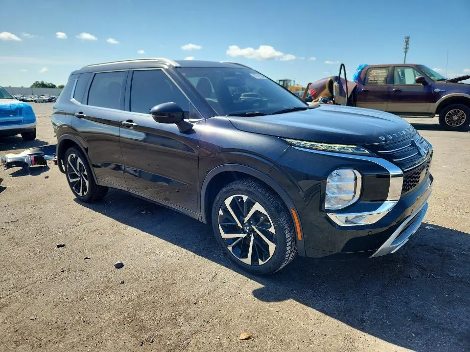 2022 MITSUBISHI OUTLANDER SEL  