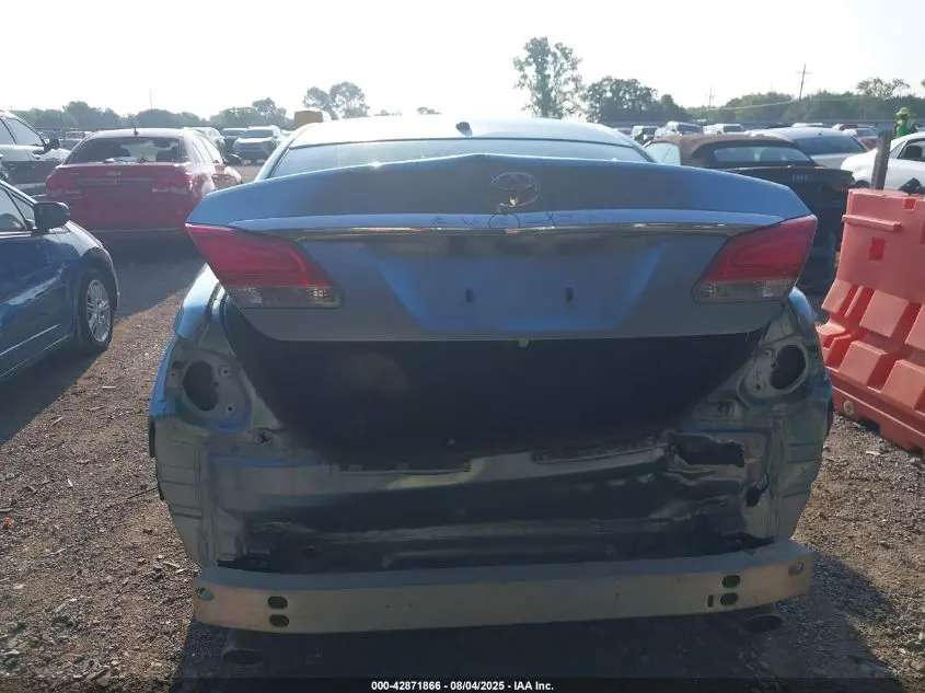 2011 TOYOTA AVALON LIMITED