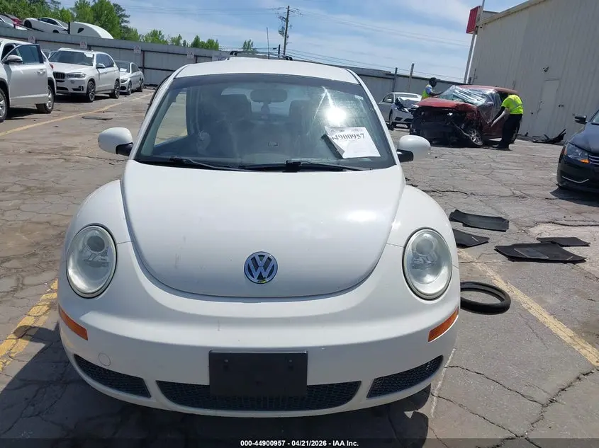 2010 VOLKSWAGEN NEW BEETLE 2.5L