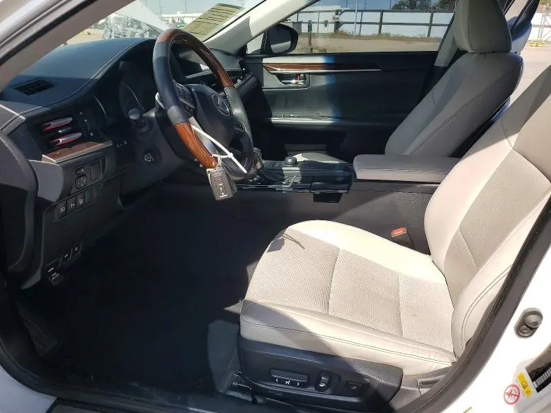 2017 LEXUS ES 350  