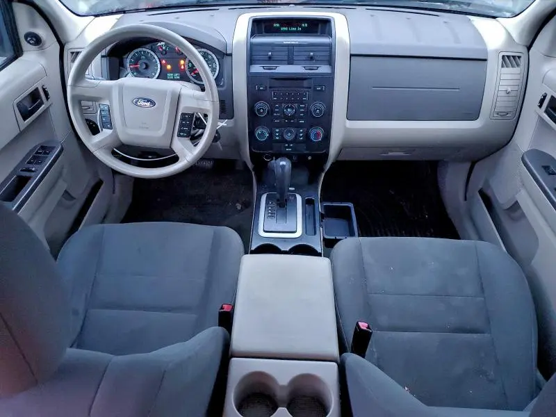 2012 FORD ESCAPE XLS  