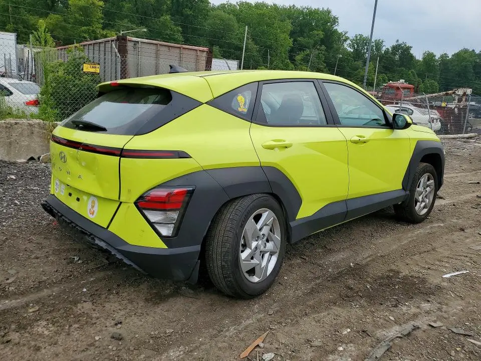 2025 HYUNDAI KONA SE  