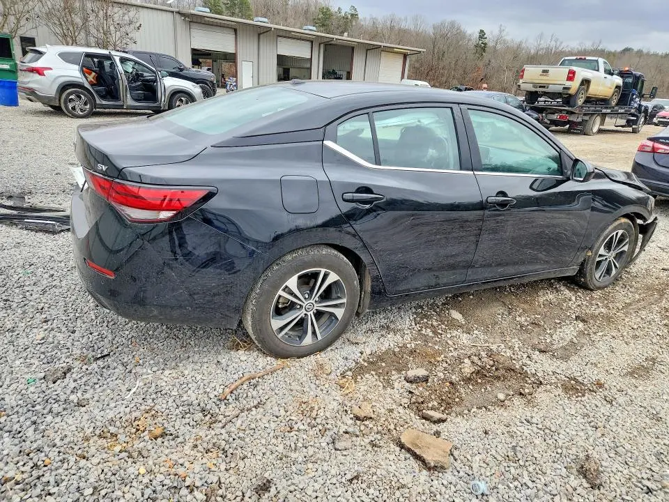 2022 NISSAN SENTRA SV  