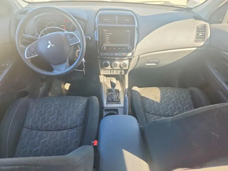 2024 MITSUBISHI RVR ES  