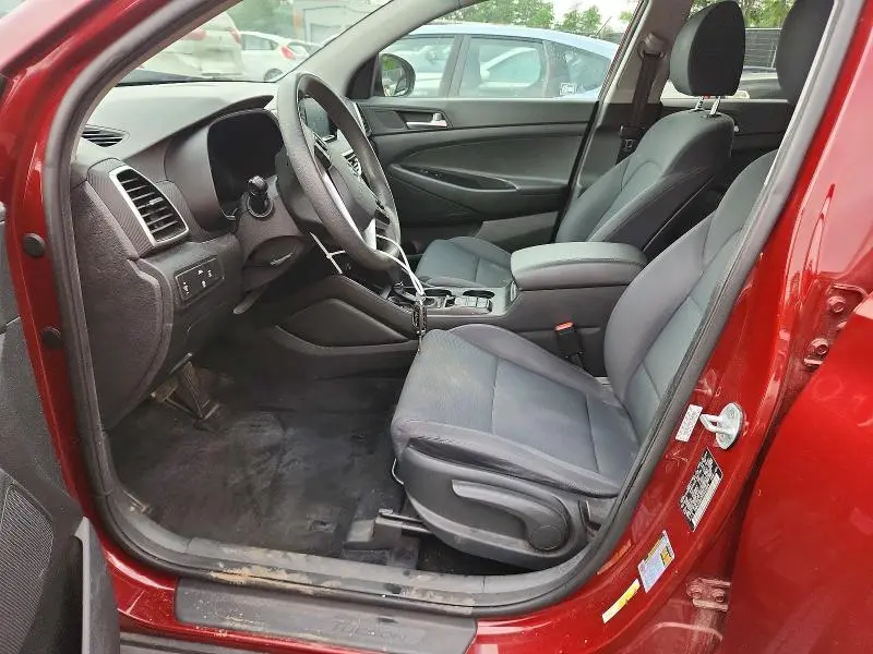 2019 HYUNDAI TUCSON SE  