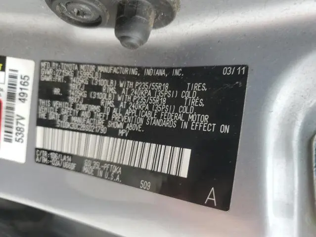 2011 TOYOTA SIENNA XLE  